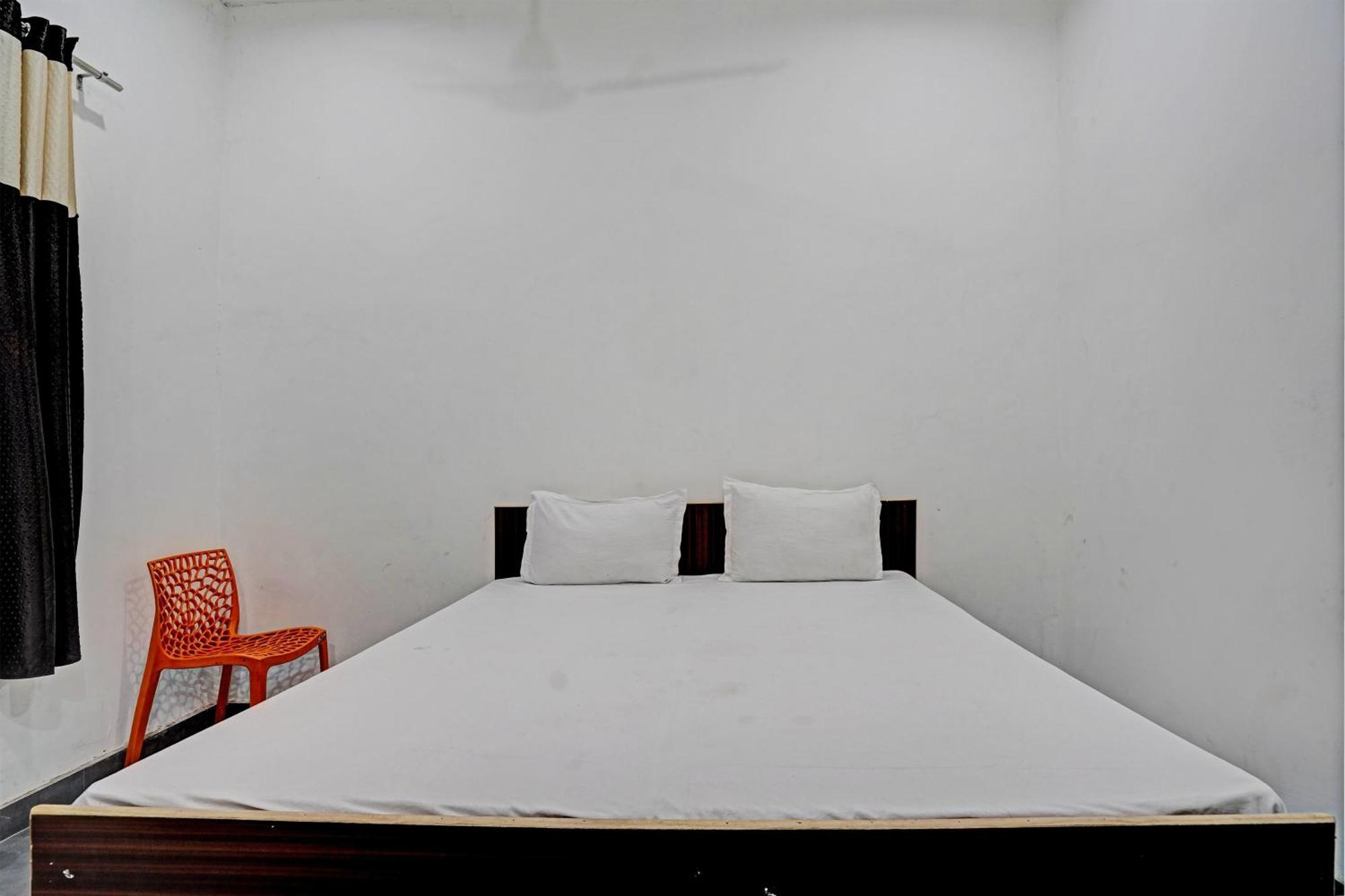 Oyo Double Ss Hotel Hāthras المظهر الخارجي الصورة